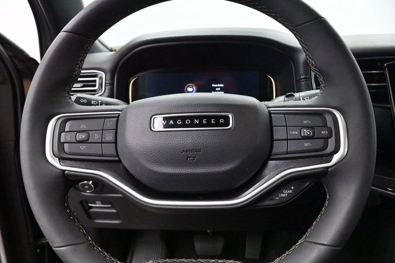 Used 2024 Jeep Wagoneer 4WD image 20