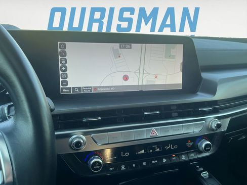 Used 2025 Kia Telluride S image 16