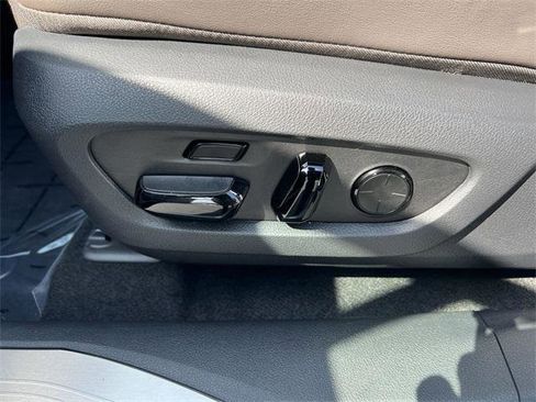 Certified 2024 Lexus RX 350 AWD w/ Convenience Package image 10