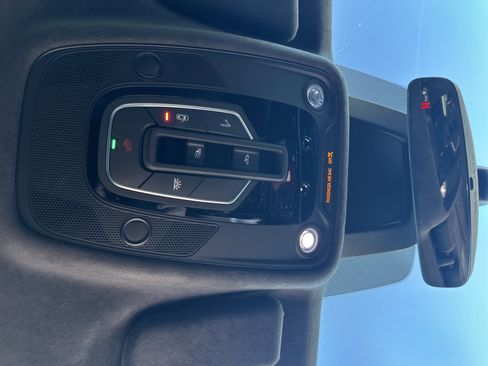 Used 2024 Audi SQ8 Prestige w/ Prestige Package image 36