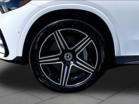 Used 2023 Mercedes-Benz GLC 300 image 10