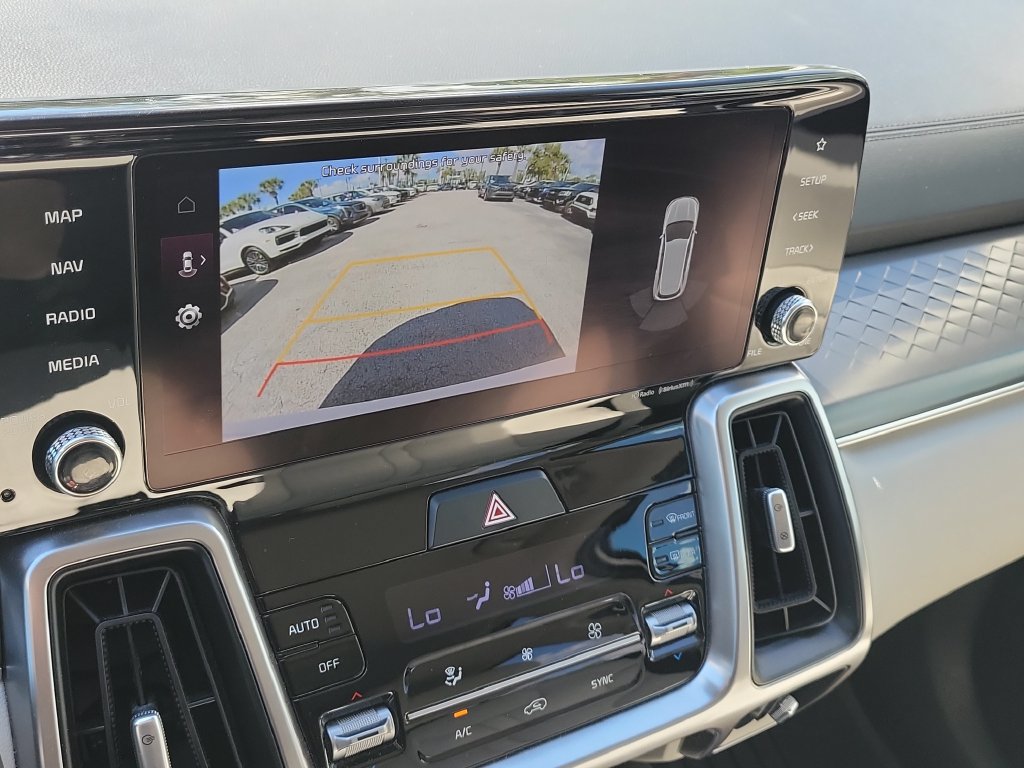 Certified 2022 Kia Sorento S FWD image 16