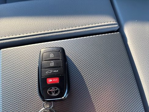 Certified 2025 Toyota Sequoia Limited image 54