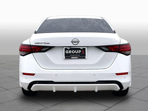 Certified 2025 Nissan Sentra S FWD image 5