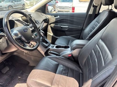 Used 2015 Ford Escape SE w/ Equipment Group 201A AWD/4WD image 10