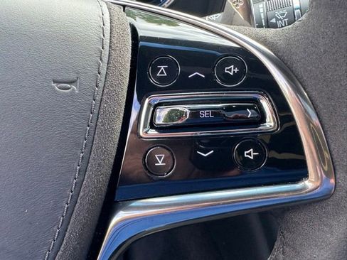 Used 2019 Cadillac CTS V w/ Luxury Package RWD image 19