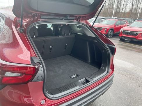 Certified 2025 Chevrolet Trax LS image 23