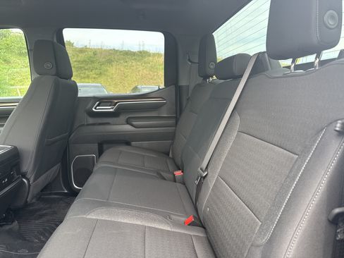 Used 2025 Chevrolet Silverado 1500 RST AWD/4WD image 13