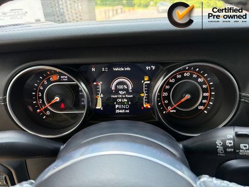 Certified 2022 Jeep Wrangler Unlimited Sahara AWD/4WD image 46