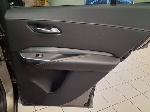 Used 2020 Cadillac XT4 Premium Luxury FWD image 13