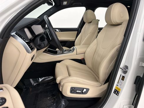 Used 2022 BMW X5 xDrive40i w/ Premium Package AWD/4WD image 5