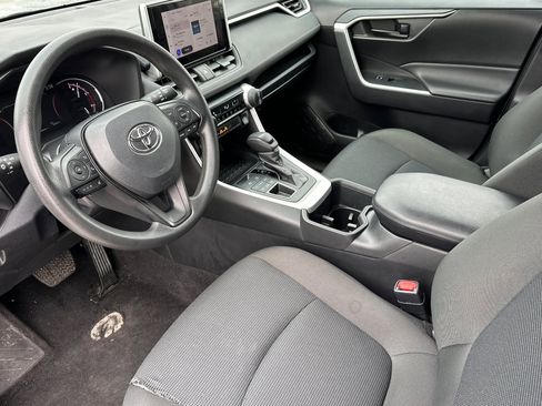 Used 2024 Toyota RAV4 LE image 10