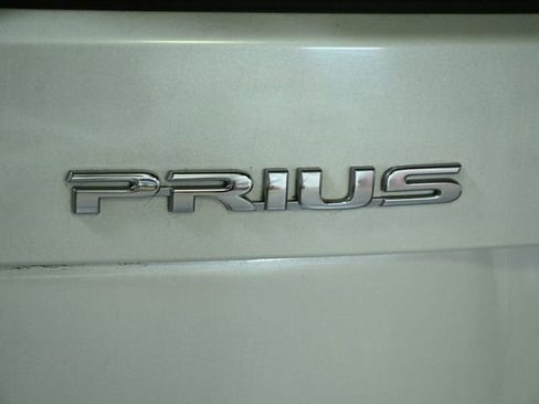 Used 2013 Toyota Prius Three image 11