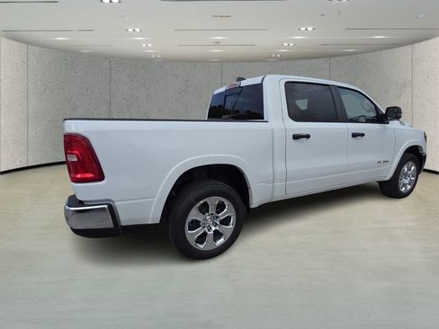 New 2026 RAM 1500 Big Horn AWD/4WD image 4