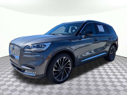 Used 2023 Lincoln Aviator Reserve w/ Equipment Group 201A image 7