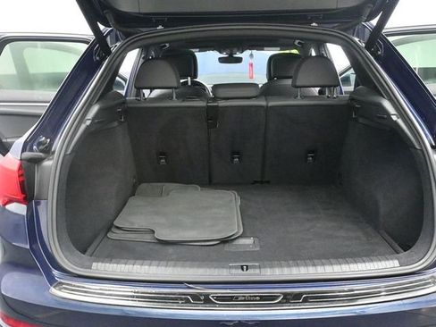 Used 2020 Audi Q3 2.0T Premium image 11