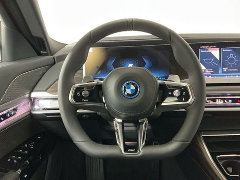 New 2026 BMW 750e xDrive w/ Premium Package image 17
