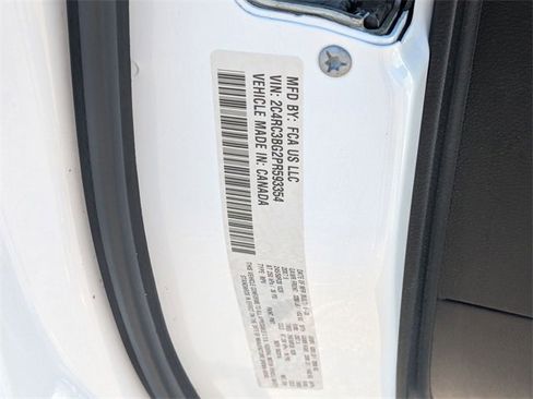 Used 2023 Chrysler Pacifica Touring-L w/ S Appearance Package image 34