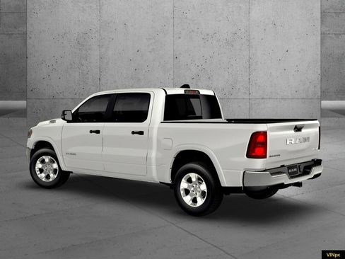 New 2026 RAM 1500 Big Horn AWD/4WD image 4