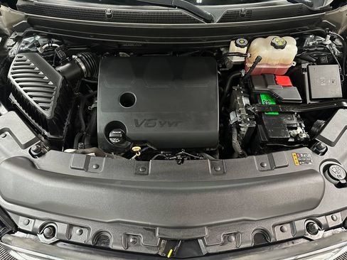 Used 2021 Buick Enclave Essence w/ Sound and Sites Package AWD/4WD image 39