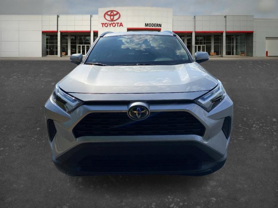 Certified 2025 Toyota RAV4 XLE AWD/4WD image 2
