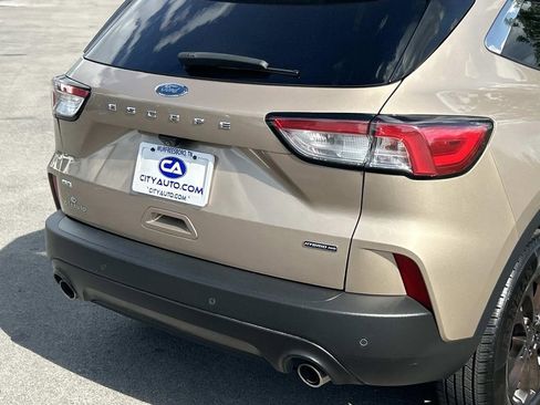 Used 2021 Ford Escape SE AWD/4WD image 12