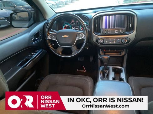 Used 2021 Chevrolet Colorado LT image 22
