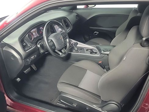 Used 2022 Dodge Challenger R/T w/ Driver Convenience Group RWD image 17