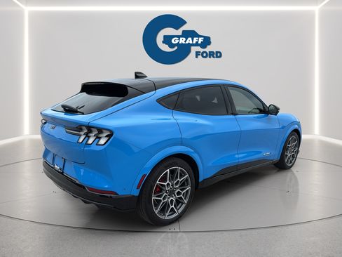 Used 2024 Ford Mustang Mach-E GT AWD/4WD image 8