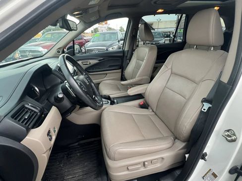 Used 2017 Honda Pilot Elite image 15