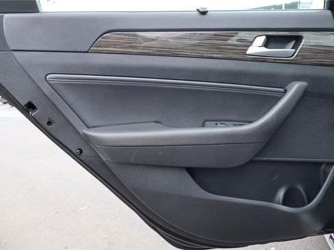 Used 2015 Hyundai Sonata Limited w/ Option Group 06 image 22