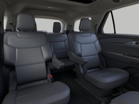 Used 2026 Ford Explorer Active w/ Active Comfort Package AWD/4WD image 12