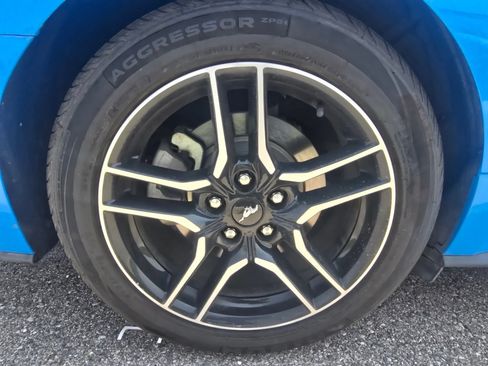 Used 2023 Ford Mustang Premium RWD image 9