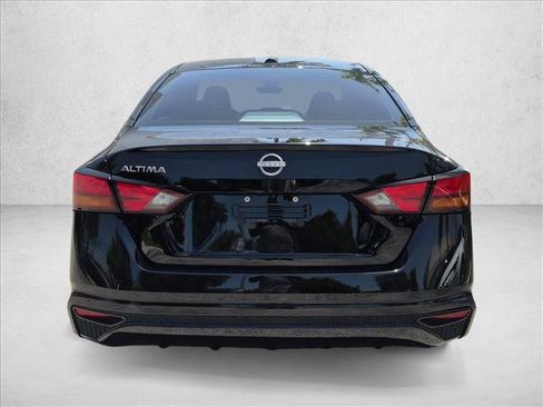 Certified 2025 Nissan Altima 2.5 S FWD image 7