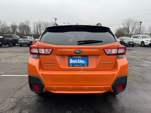 Used 2019 Subaru Crosstrek 2.0i w/ Eyesight System image 3