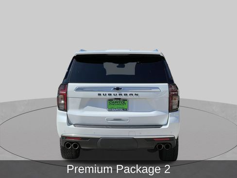 Used 2023 Chevrolet Suburban High Country w/ Premium Package 2 AWD/4WD image 4