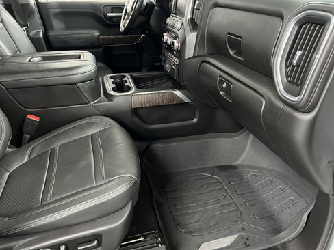 Used 2021 GMC Sierra 2500 Denali w/ Denali Ultimate Package image 23