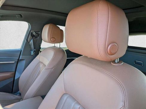 Used 2022 Audi e-tron Premium Plus w/ Premium Plus Package image 15