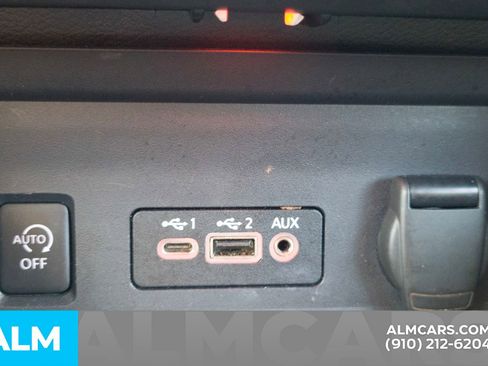 Used 2024 Nissan Sentra SV image 9