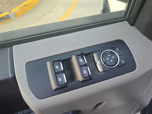 Used 2016 Ford F150 XL w/ Equipment Group 101A Mid image 11