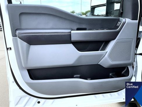 Certified 2025 Ford F250 XLT AWD/4WD image 9
