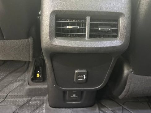 Used 2024 Chevrolet Equinox RS AWD/4WD image 22