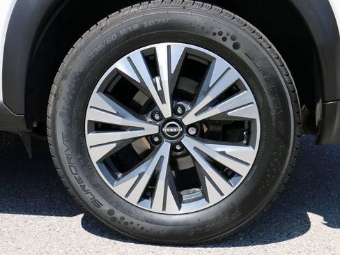 Used 2023 Nissan Rogue SV AWD/4WD image 9