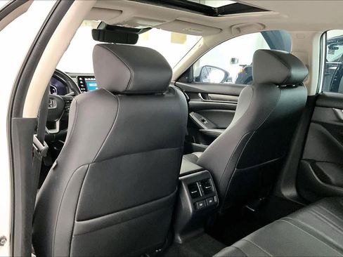 Used 2019 Honda Accord EX-L image 11