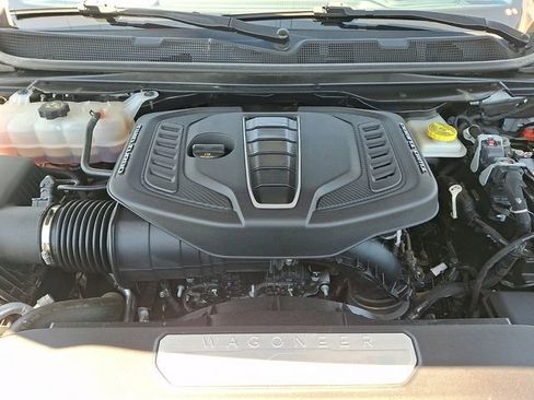Used 2024 Jeep Grand Wagoneer L Series III AWD/4WD image 26