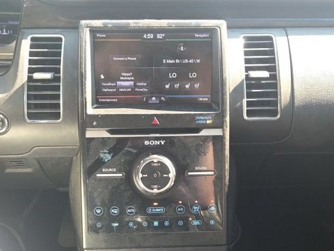 Used 2013 Ford Flex Limited FWD image 32