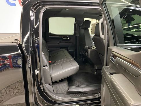 Used 2024 Chevrolet Silverado 1500 RST w/ Convenience Package II AWD/4WD image 11