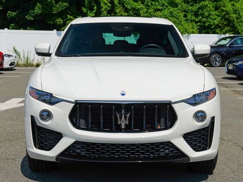 Used 2023 Maserati Levante Modena AWD/4WD image 2