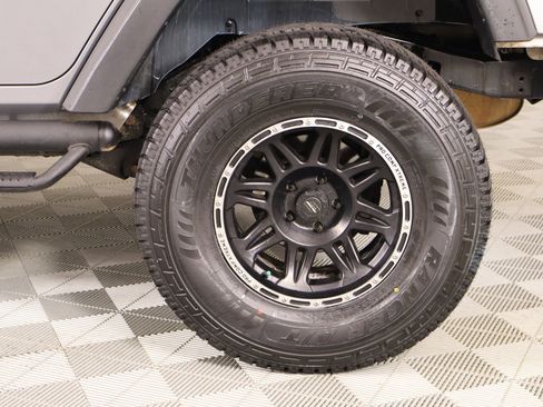 Used 2016 Jeep Wrangler Unlimited Sport w/ Quick Order Package 24S image 16