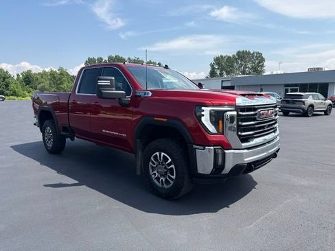 Used 2024 GMC Sierra 2500 SLE AWD/4WD image 5